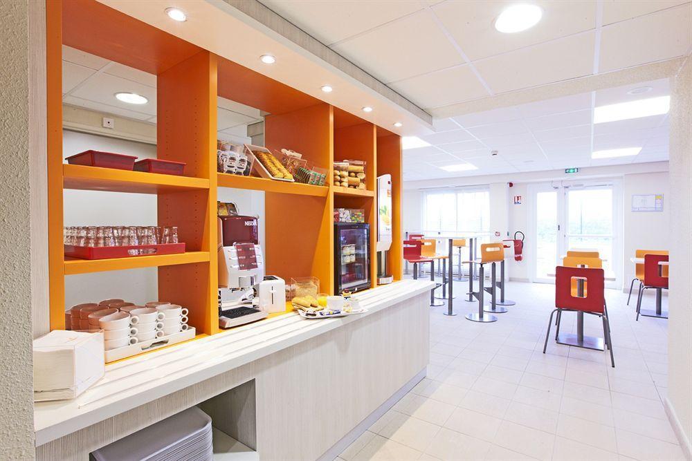 Premiere Classe Sens Nord- Saint Clement Bagian luar foto