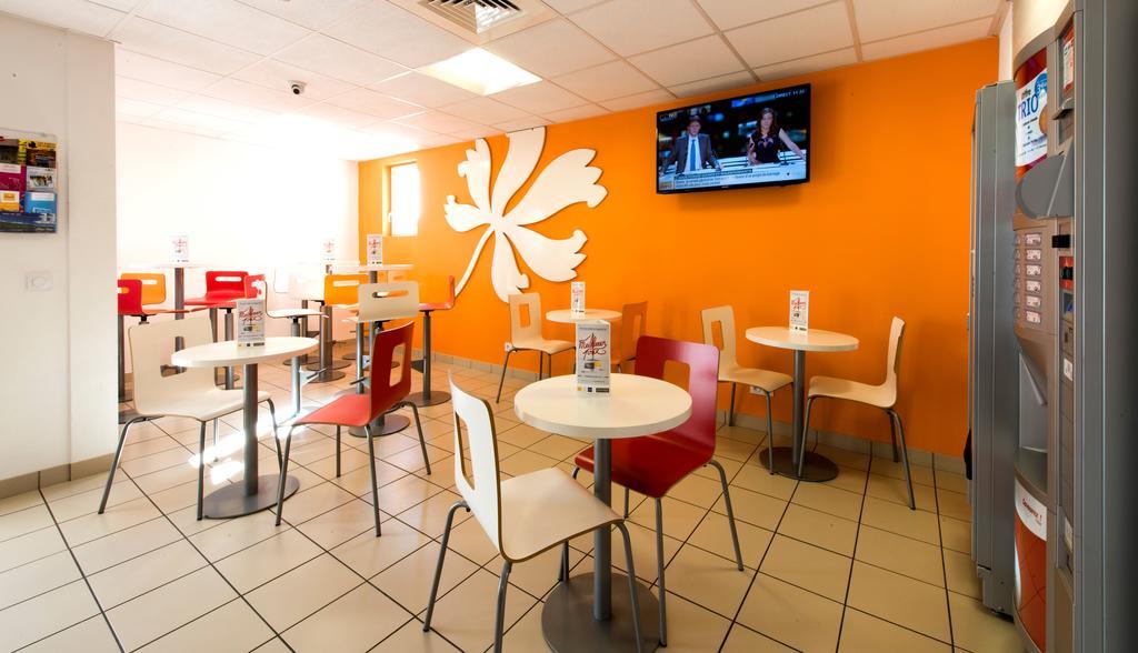 Premiere Classe Sens Nord- Saint Clement Ruang foto