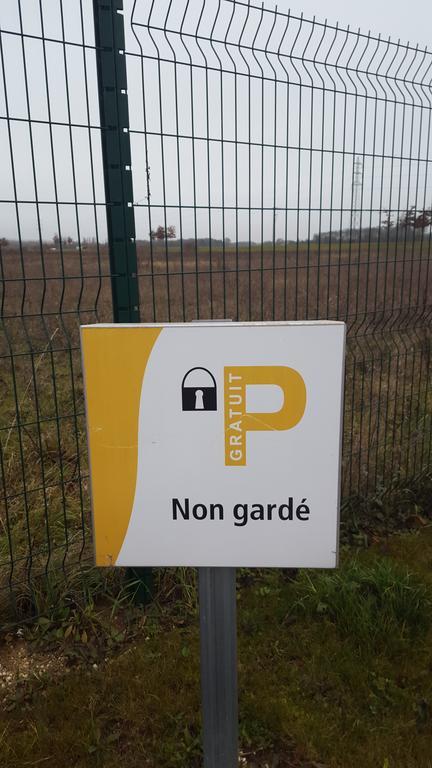 Premiere Classe Sens Nord- Saint Clement Bagian luar foto