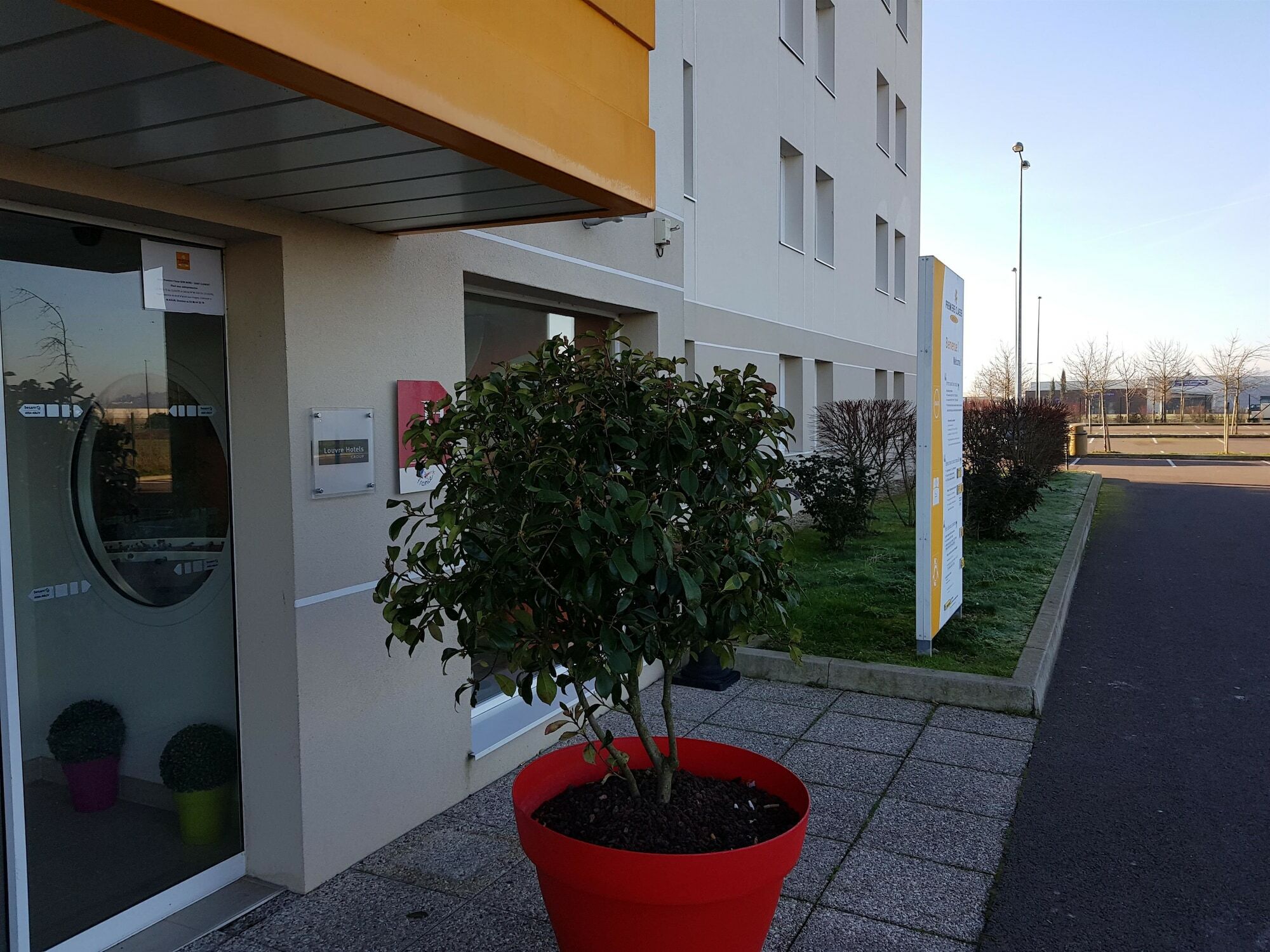 Premiere Classe Sens Nord- Saint Clement Bagian luar foto